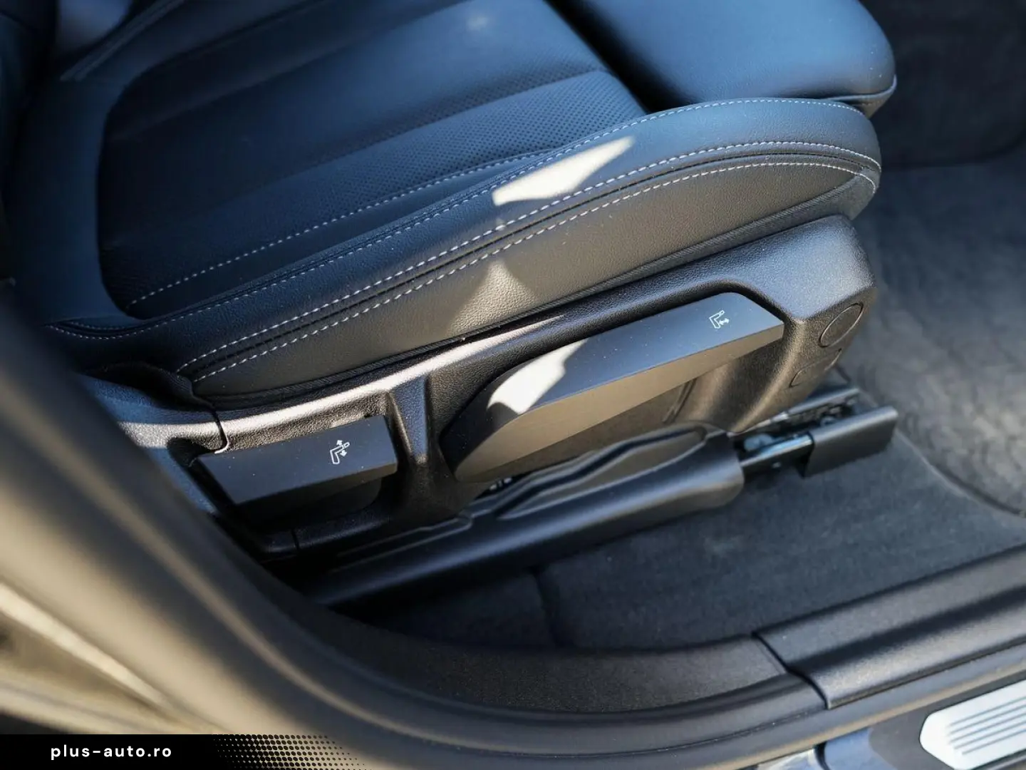 BMW X4 xDrive20i M Sport ACC AHK PanoDach LiveCoProf