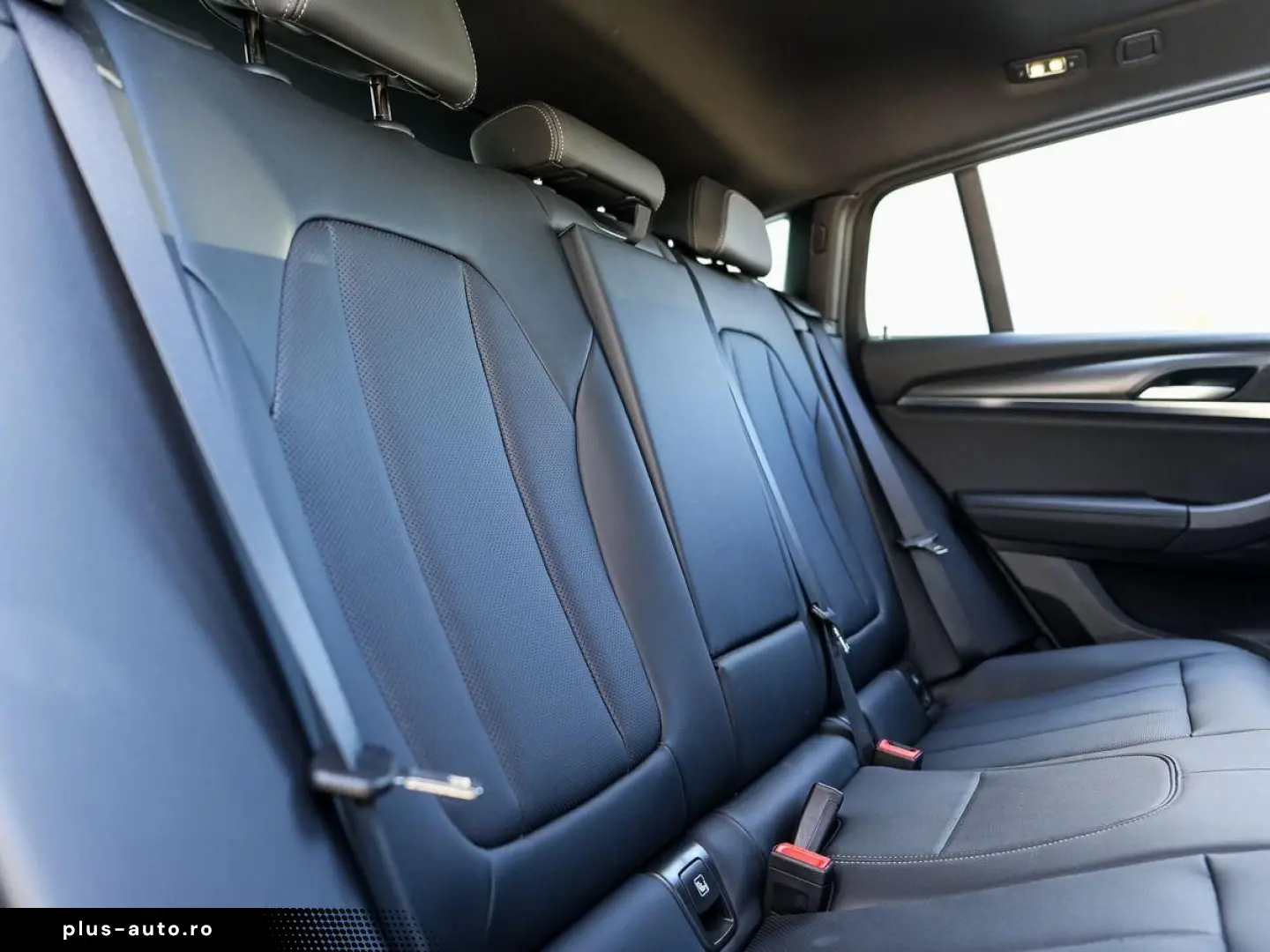 BMW X4 xDrive20i M Sport ACC AHK PanoDach LiveCoProf