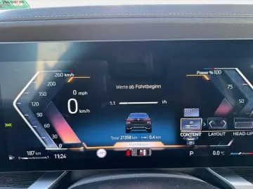 BMW 740d xDrive M Sport Inno Sky Lounge Standhg B&W