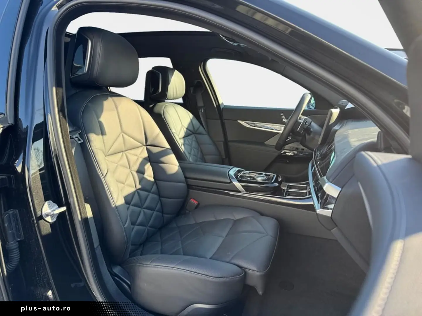 BMW 740d xDrive M Sport Inno Sky Lounge Standhg B&W