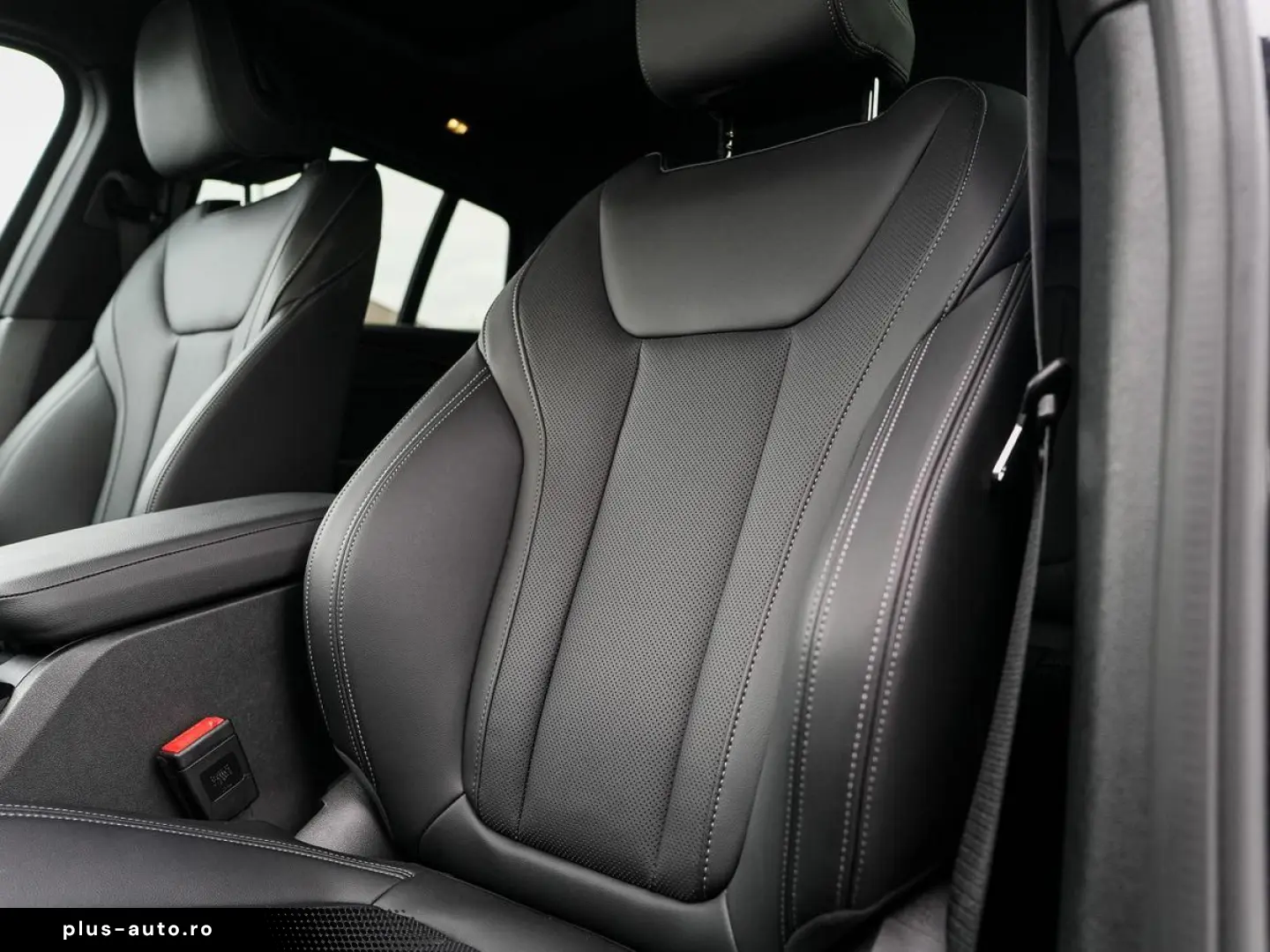 BMW X4 xDrive20i M-Sport AHK PANO ACC KoZg HuD Laser