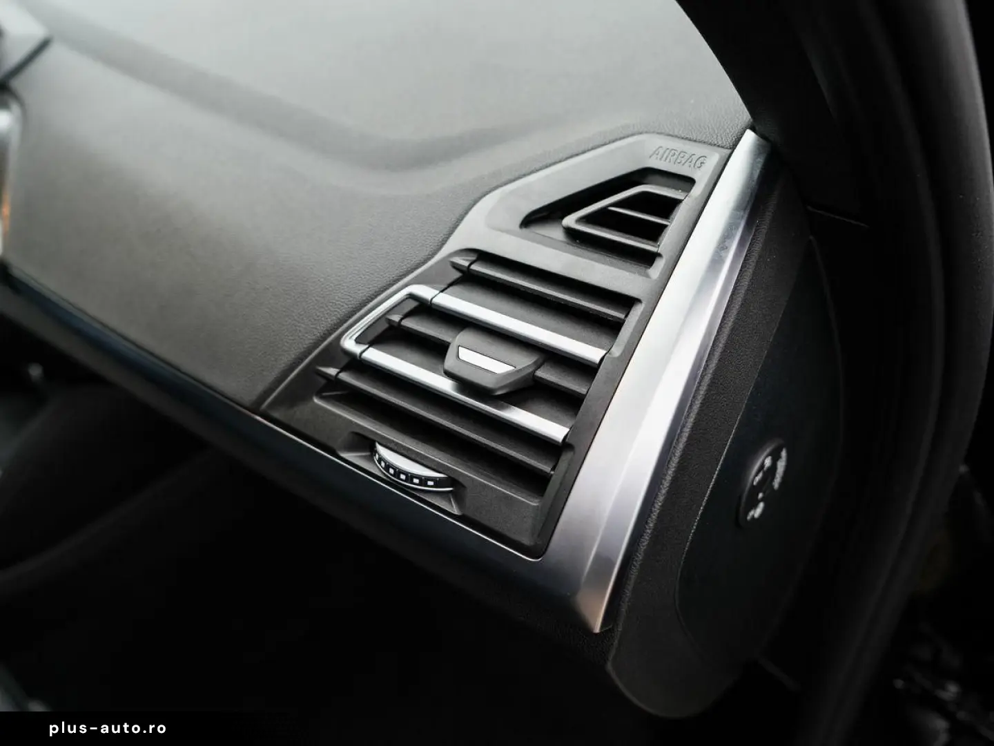 BMW X4 xDrive20i M-Sport AHK PANO ACC KoZg HuD Laser