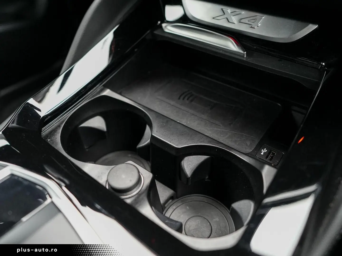 BMW X4 xDrive20i M-Sport AHK PANO ACC KoZg HuD Laser