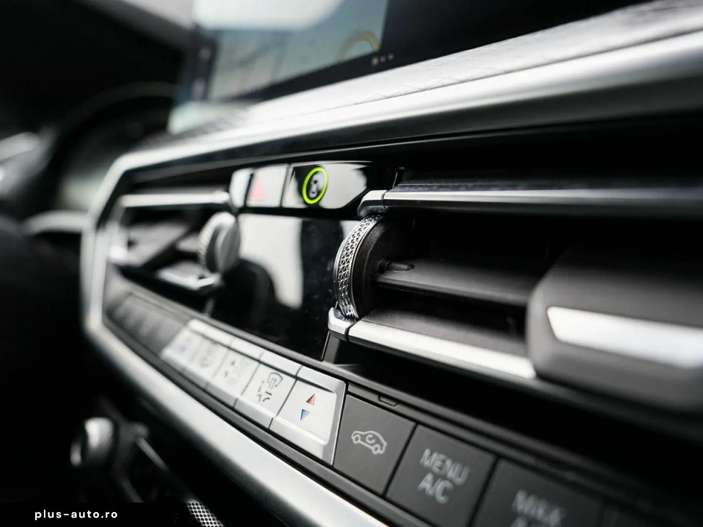 BMW X4 xDrive20i M-Sport AHK PANO ACC KoZg HuD Laser