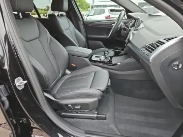 BMW X4 xDrive20i Live Cockpit Plus   M SPORT Paket