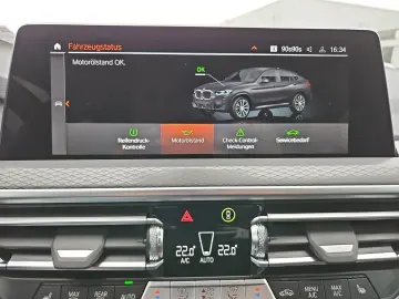 BMW X4 xDrive20i Live Cockpit Plus   M SPORT Paket