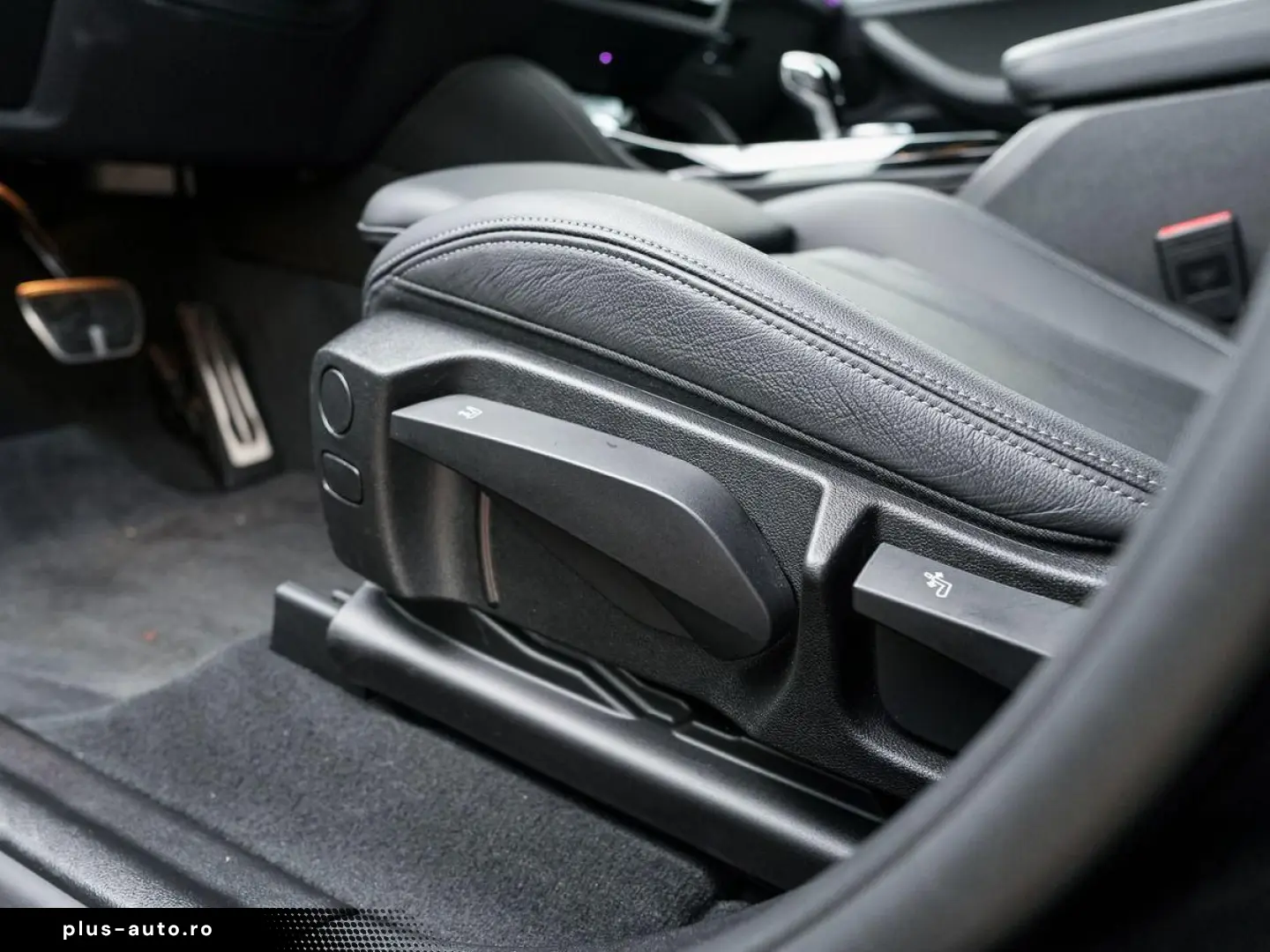 BMW X4 xDrive20d M-Sport AHK PANO ACC Laser HuD KoZg