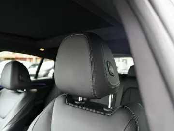 BMW X4 xDrive20d M-Sport AHK PANO ACC Laser HuD KoZg