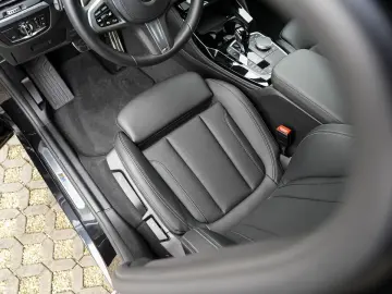 BMW X4 xDrive20d M-Sport AHK PANO ACC Laser HuD KoZg