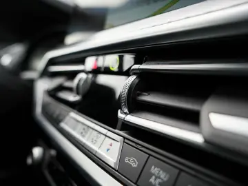 BMW X4 xDrive20d M-Sport AHK PANO ACC Laser HuD KoZg