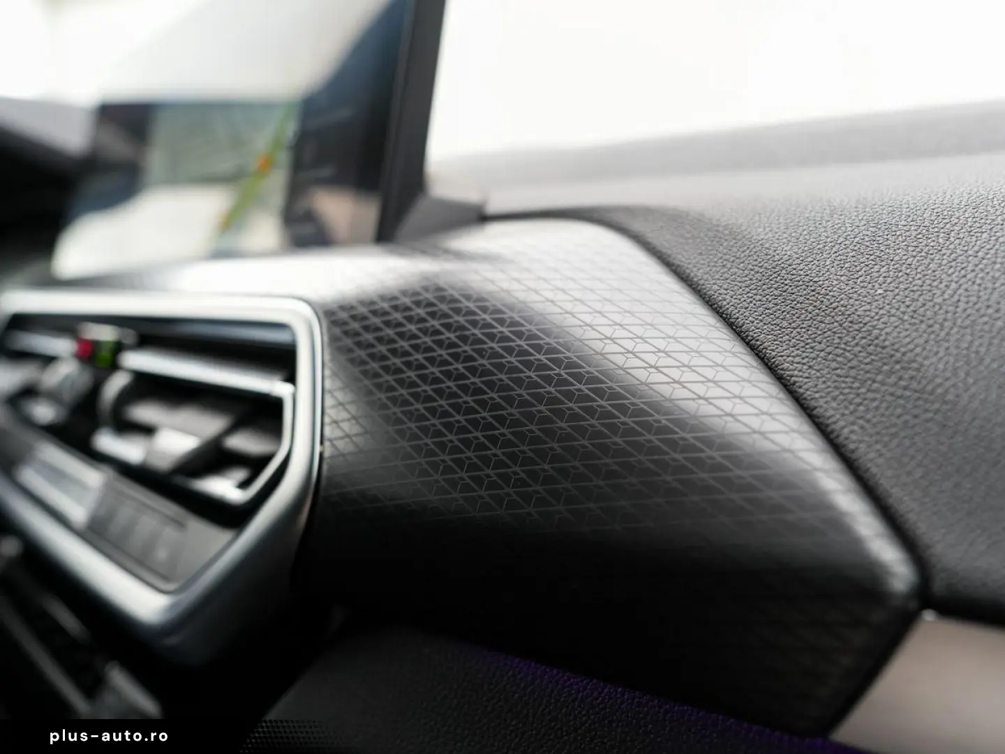 BMW X4 xDrive20d M-Sport AHK PANO ACC Laser HuD KoZg