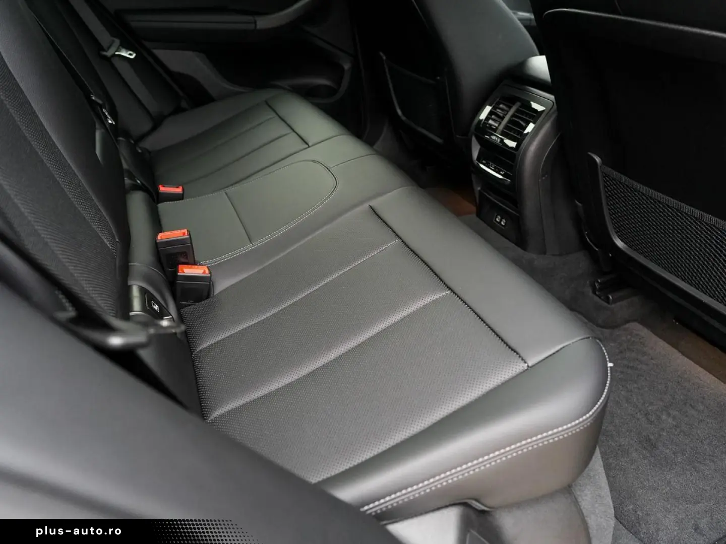 BMW X4 xDrive20d M-Sport AHK PANO ACC Laser HuD KoZg