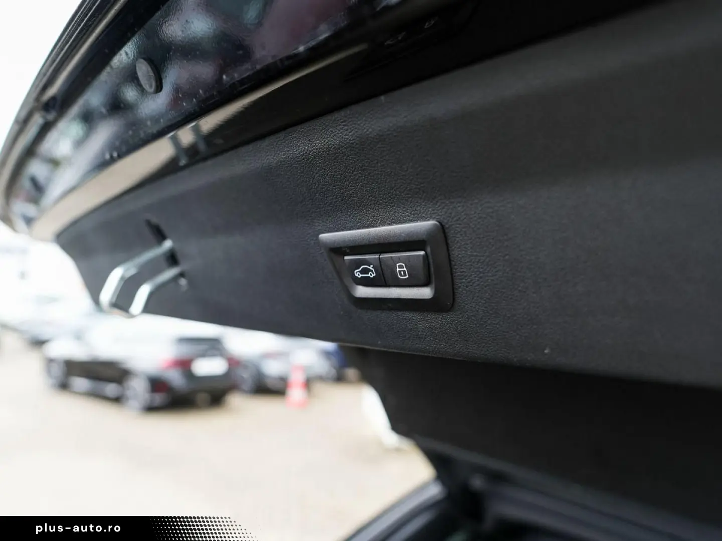 BMW X4 xDrive20d M-Sport AHK PANO ACC Laser HuD KoZg