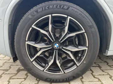 BMW X4 xDrive20d M Sportpaket AHK Head-Up HiFi 19  H