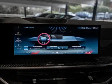 BMW X6 xDrive 30d M Sport PANO AHK LED STANDHZ NAVI