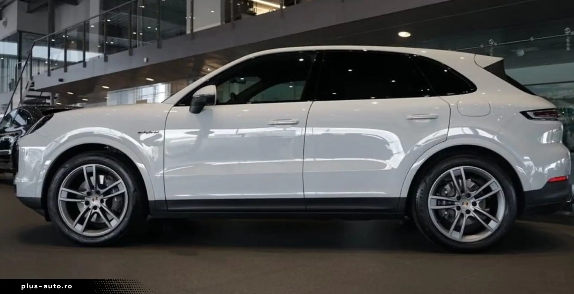 PORSCHE Cayenne E-Hybrid Beifahrer-Display