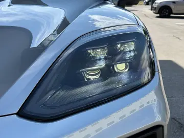 PORSCHE Cayenne III E-Hybrid PHEV 21 8 kWh Aut.