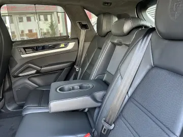 PORSCHE Cayenne III E-Hybrid PHEV 21 8 kWh Aut.