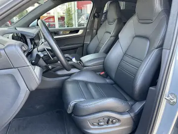 PORSCHE Cayenne III E-Hybrid PHEV 21 8 kWh Aut.