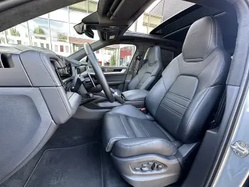 PORSCHE Cayenne III E-Hybrid PHEV 21 8 kWh Aut.