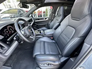 PORSCHE Cayenne III E-Hybrid PHEV 21 8 kWh Aut.