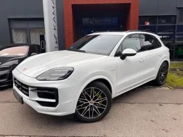 PORSCHE Cayenne S E-Hybrid Sport Design · PDCC · Inno