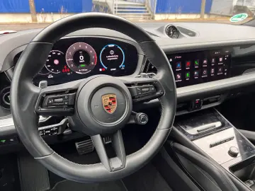 PORSCHE Cayenne S E-Hybrid Sport Design · PDCC · Inno