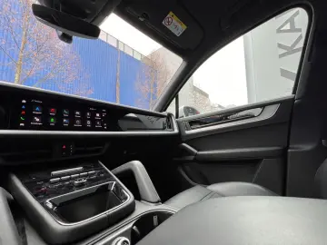 PORSCHE Cayenne S E-Hybrid Sport Design · PDCC · Inno