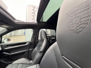 PORSCHE Cayenne S E-Hybrid Sport Design · PDCC · Inno