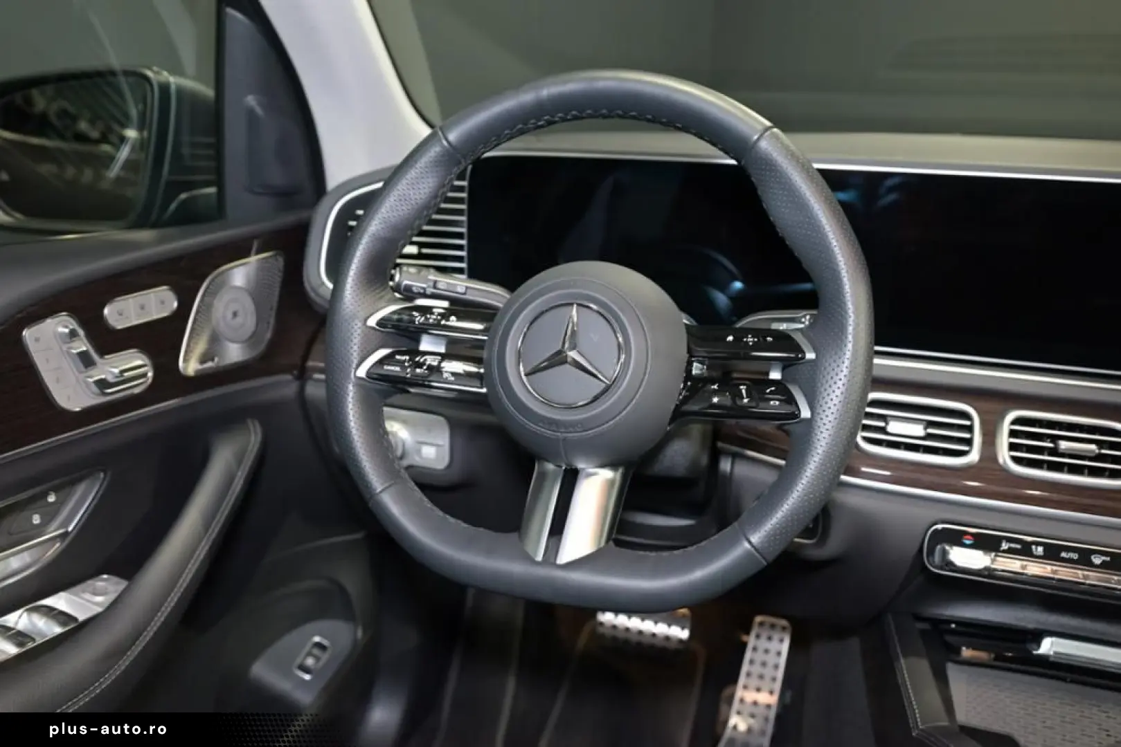 MERCEDES-BENZ GLS 350 d 4M AMG MULTIB. SOUND DISTRO PANO AHK