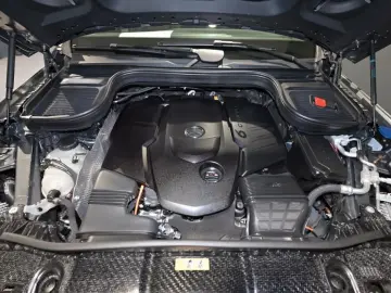 MERCEDES-BENZ GLS 350 d 4M AMG MULTIB. SOUND DISTRO PANO AHK