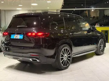 MERCEDES-BENZ GLS 350d 4Matic Memory Pano Burmester