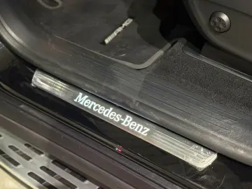 MERCEDES-BENZ GLS 350d 4Matic Memory Pano Burmester