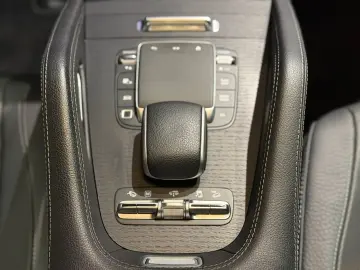 MERCEDES-BENZ GLS 350d 4Matic Memory Pano Burmester