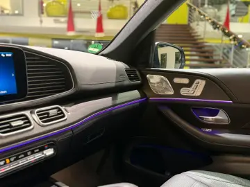 MERCEDES-BENZ GLS 350d 4Matic Memory Pano Burmester