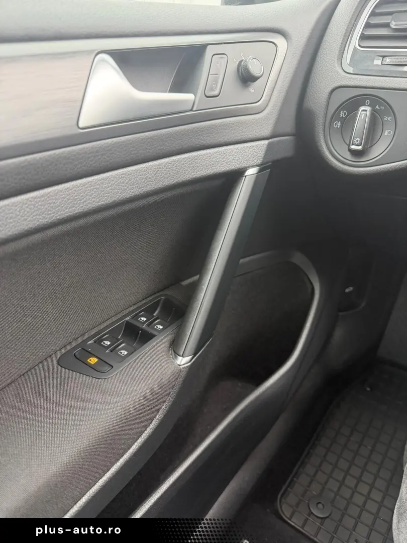 Volkswagen GOLF Hatchback 2020