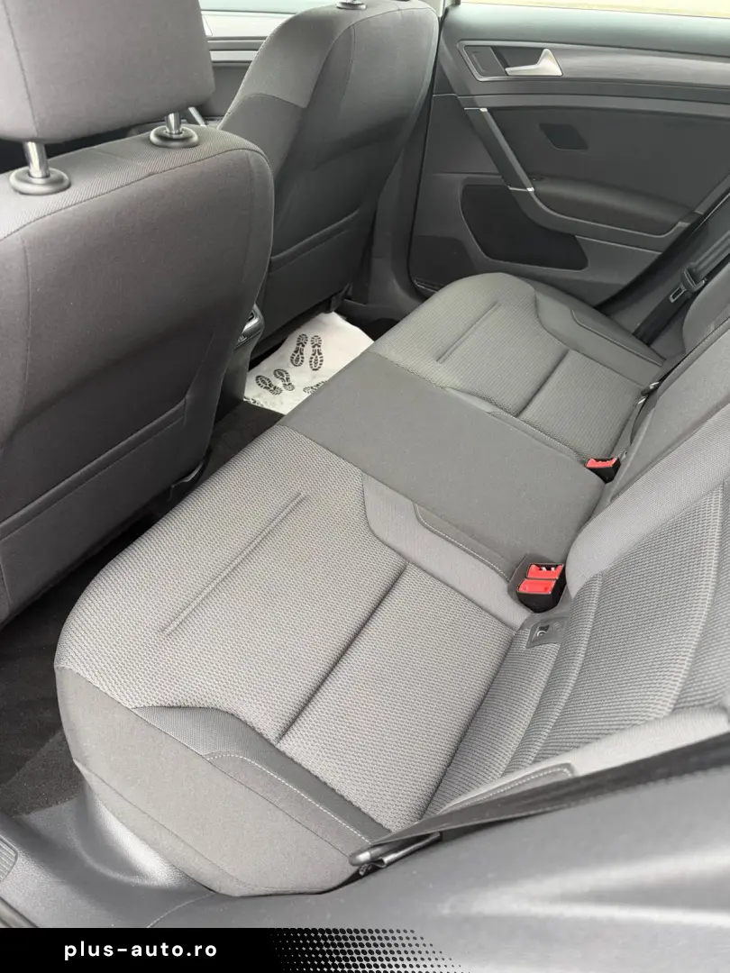 Volkswagen GOLF Hatchback 2020