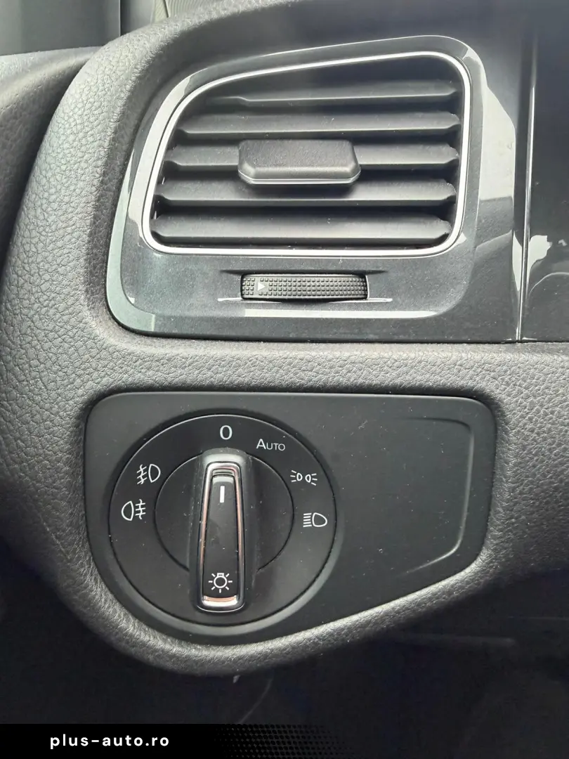 Volkswagen GOLF Hatchback 2020