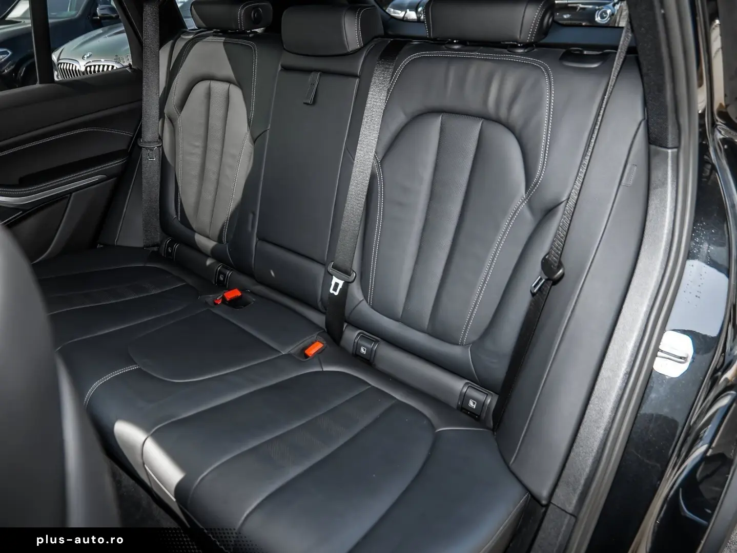 BMW X5 xDrive45e HUD AHK RFK NAVI LED Laser PDC V H