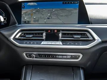 BMW X5 xDrive45e HUD AHK RFK NAVI LED Laser PDC V H