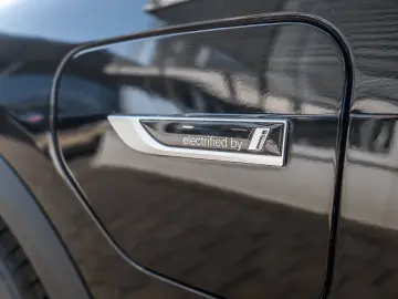 BMW X5 xDrive45e HUD AHK RFK NAVI LED Laser PDC V H