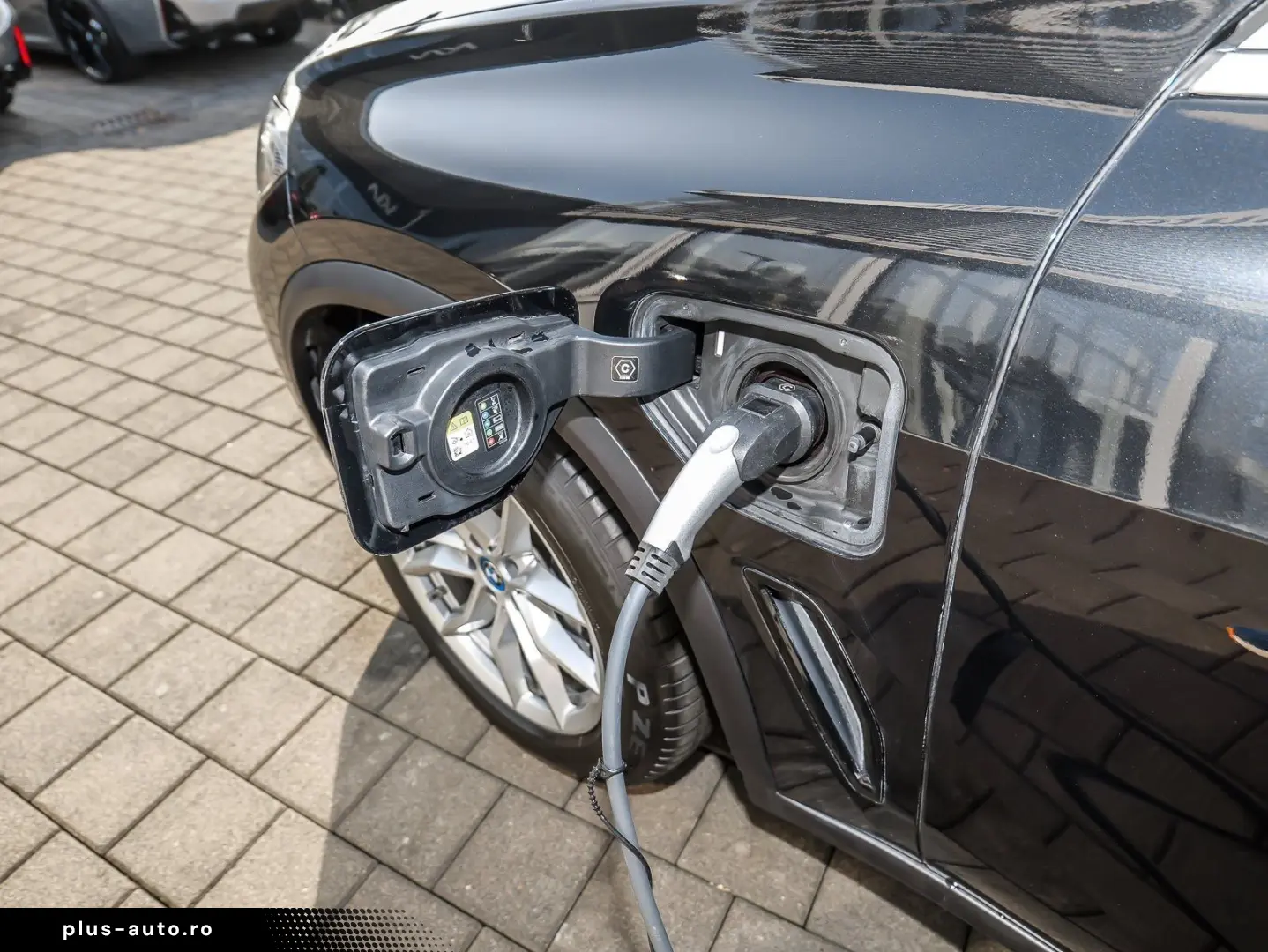 BMW X5 xDrive45e HUD AHK RFK NAVI LED Laser PDC V H