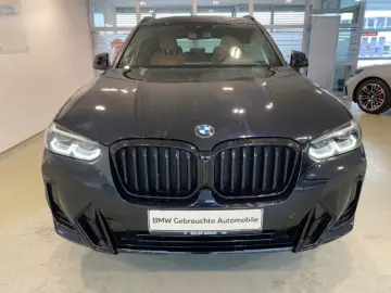 BMW X3 xDrive 20i Sportpaket Panorama Navi Digitales