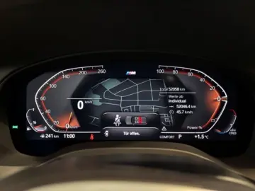 BMW X3 xDrive 20i Sportpaket Panorama Navi Digitales