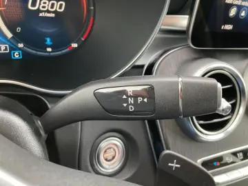 MERCEDES-BENZ GLC 200 d 4Matic