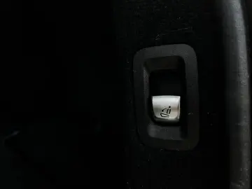 Mercedes-Benz C Gen-W205-2014-2021