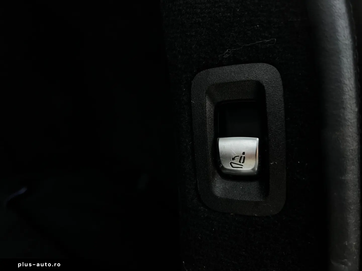 Mercedes-Benz C Gen-W205-2014-2021