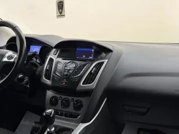 Ford Focus 1.6 TDCi 105CP 2012 10 Euro 5