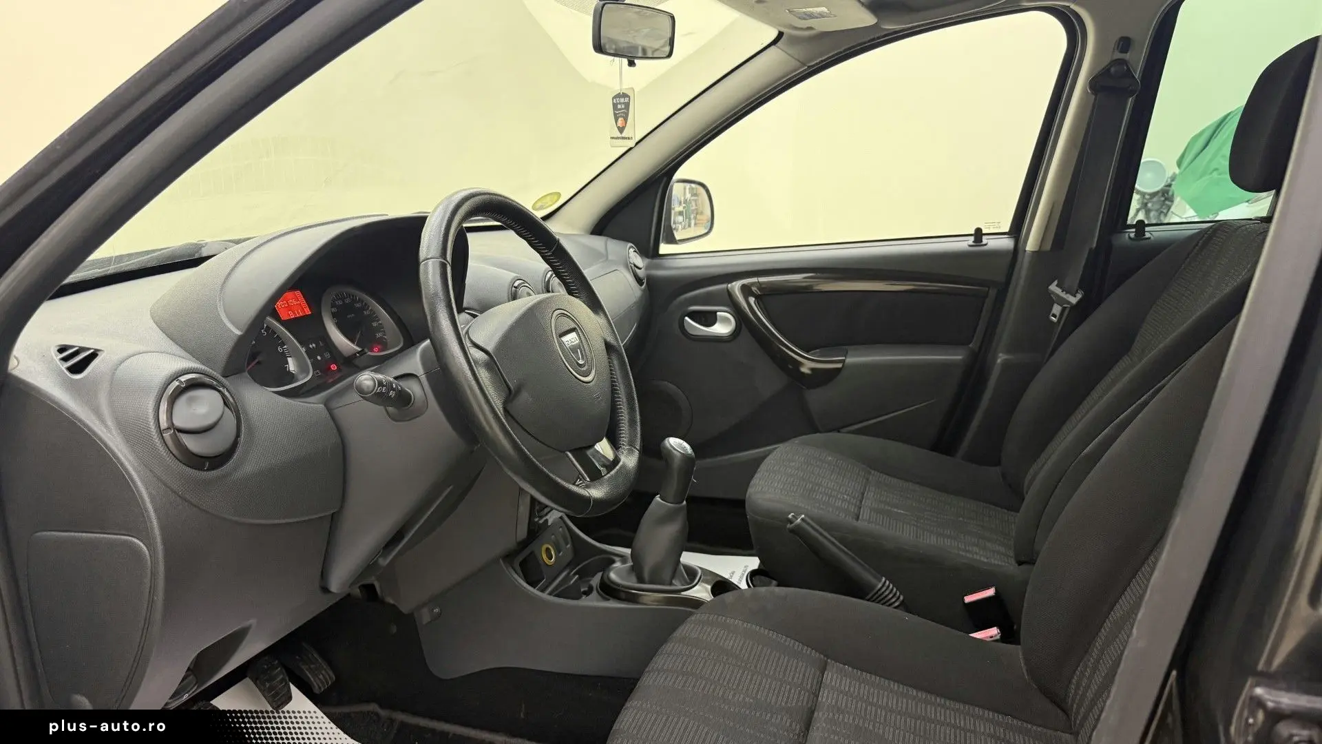 Dacia Duster 1.6 Benzina 105CP 2011 Euro 4