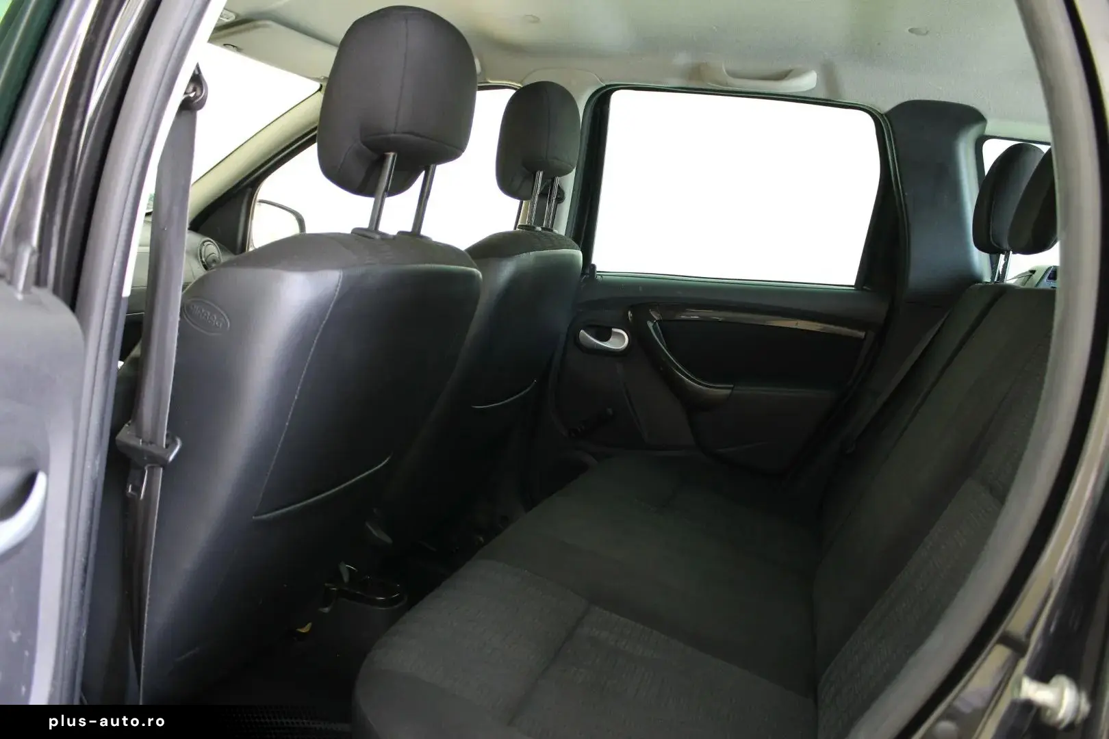 Dacia Duster 1.6 Benzina 105CP 4x4 2011 Euro 5